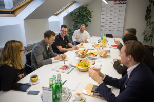 vincent harris, vincent r harris, vince harris, vincent robert harris, vincent harris baylor, vincent harris media, vincent harris digital, vincent harris digital strategy, vincent harris political strategist, vincent harris rand, vincent harris rand paul, vincent harris harris media, harris media, rand paul, rand paul digital, vince harris media, harris digital media, vincent harris digital media training, vincent harris digital training, vincent harris political parties, vincent harris digital training